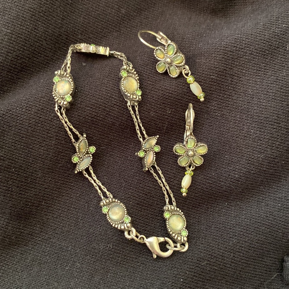 Handmade Silver Bracelet & Earrings Green & Opalescent oval round Gemstones Set